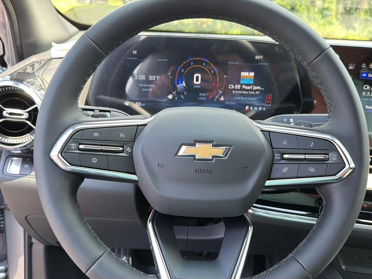 2026 Chevrolet Equinox LT - Photo 19