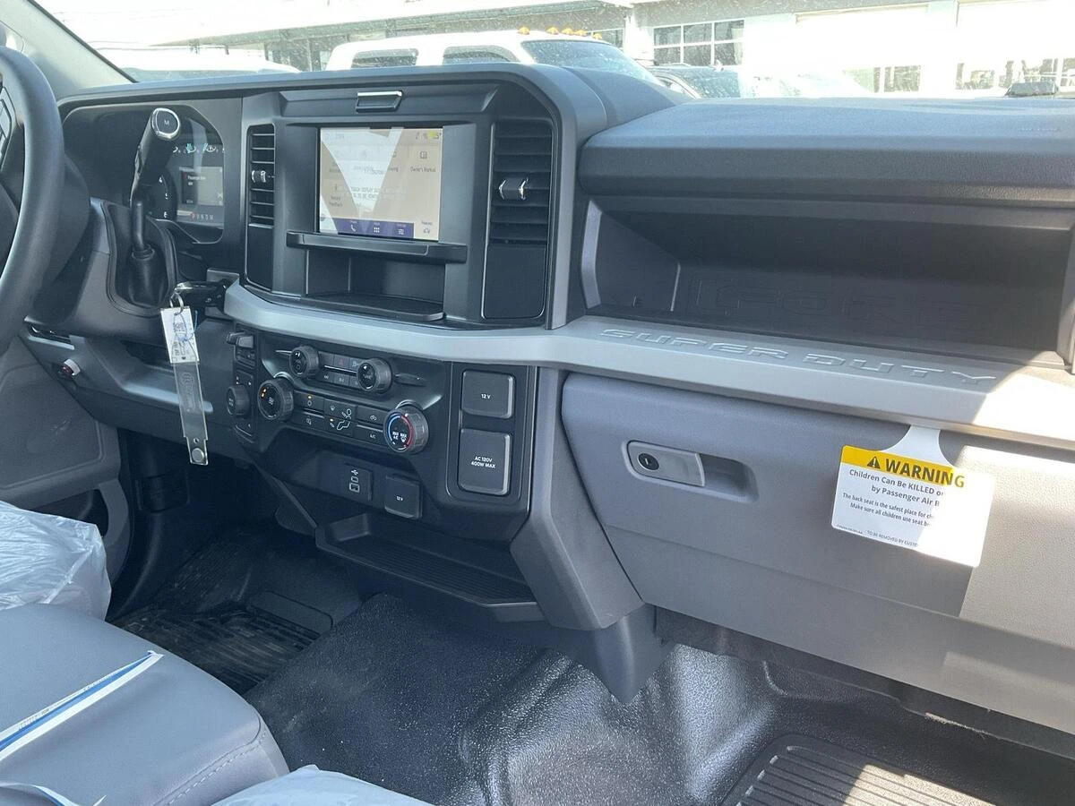 2026 Ford F-350 Super Duty Chassis Cab XL - Photo 13