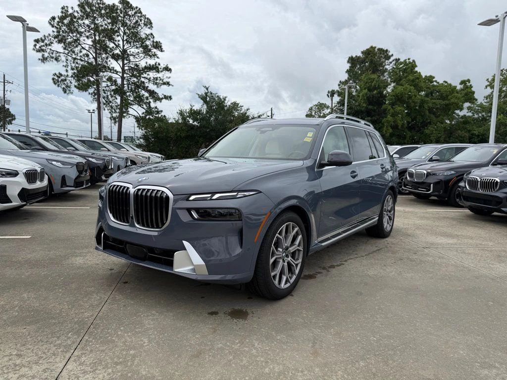2026 BMW X7 xDrive40i's photo