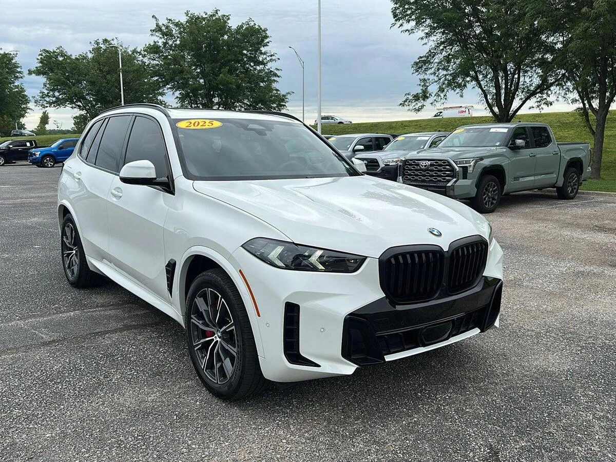 2025 BMW X5 xDrive40i's photo