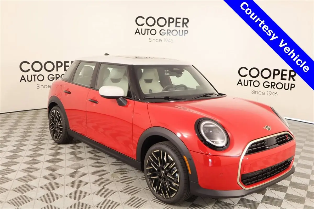 2025 MINI Hardtop 4 Door S's photo