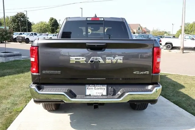 2025 Ram 1500 Big Horn photo 32