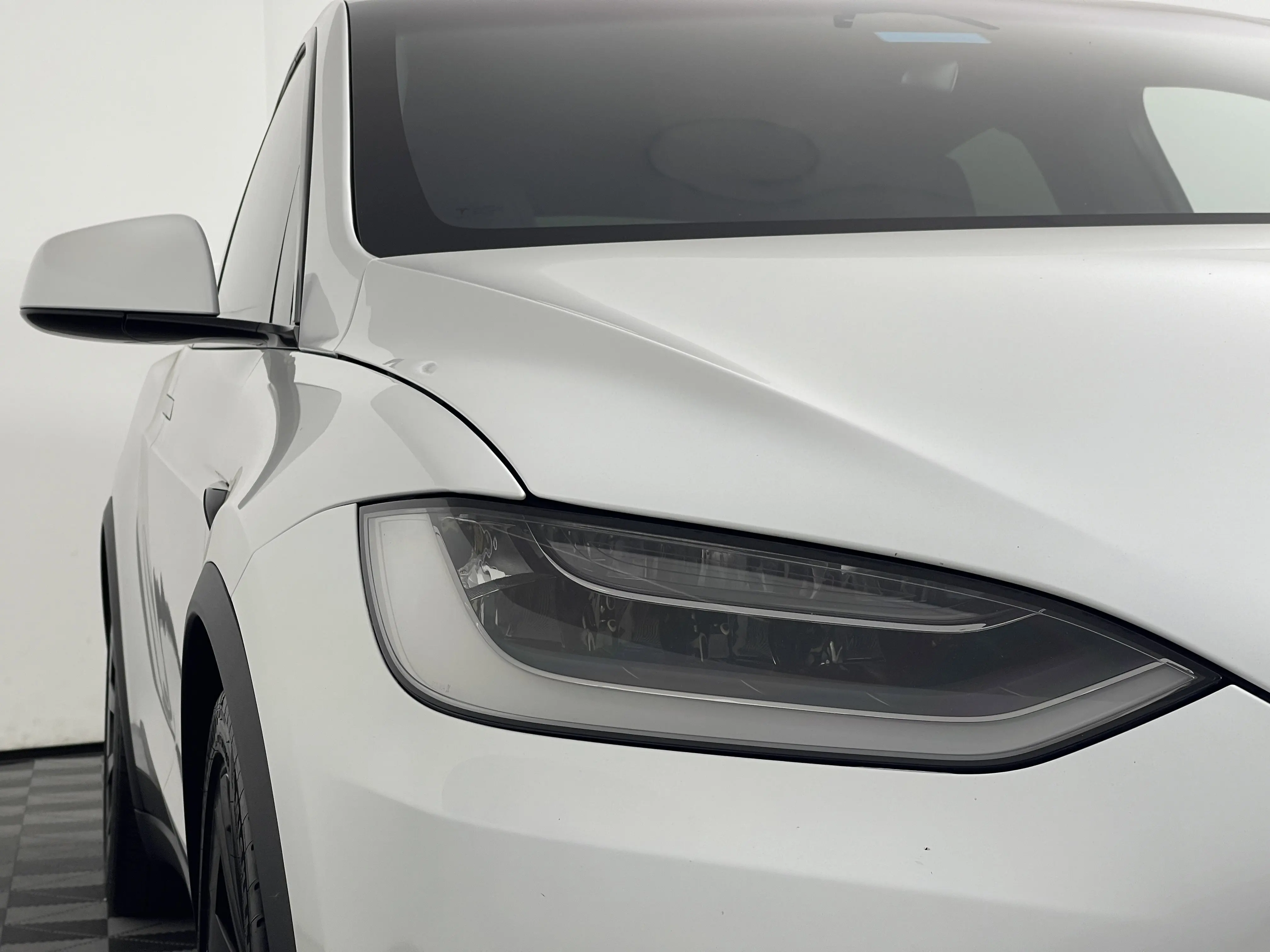 2022 Tesla Model X photo 9