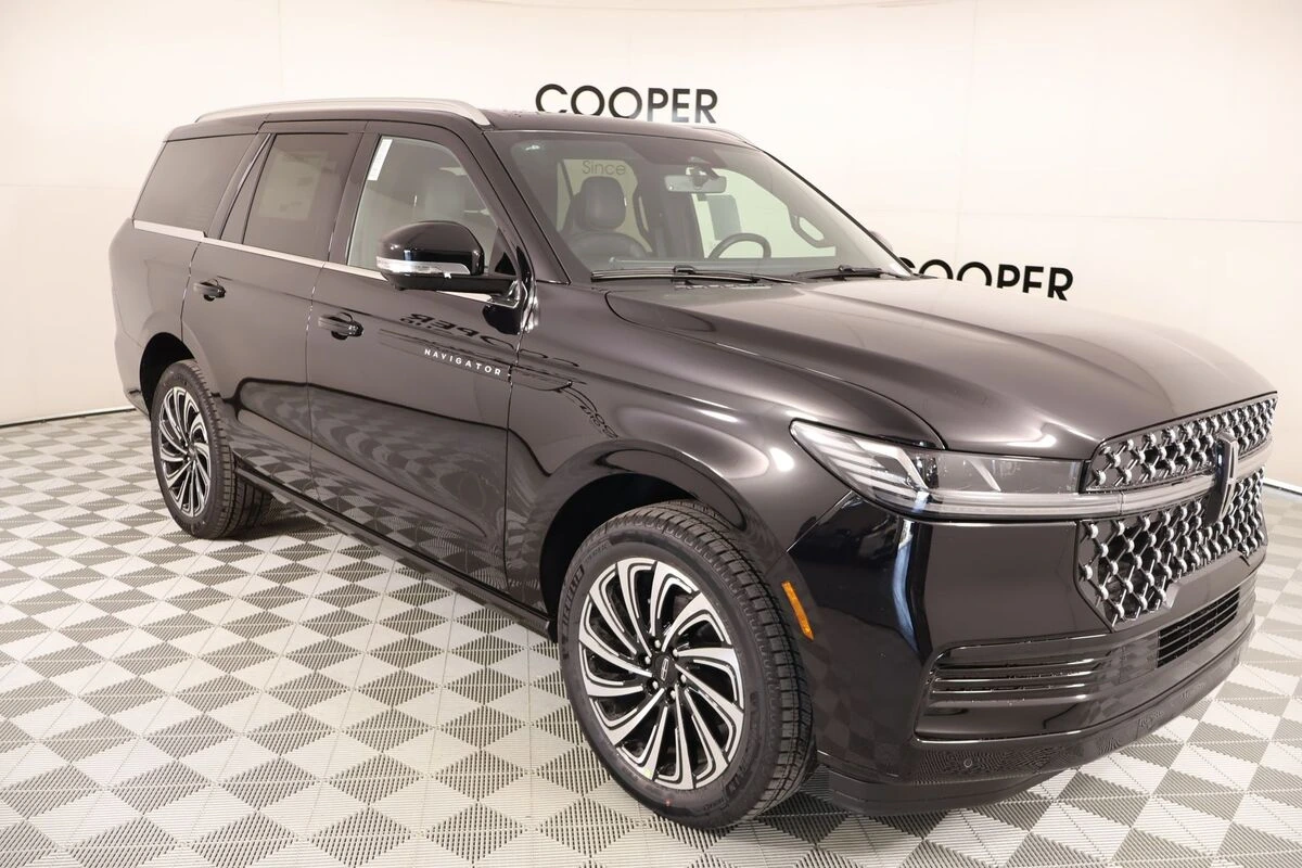 2026 Lincoln Navigator Black Label 4WD's photo