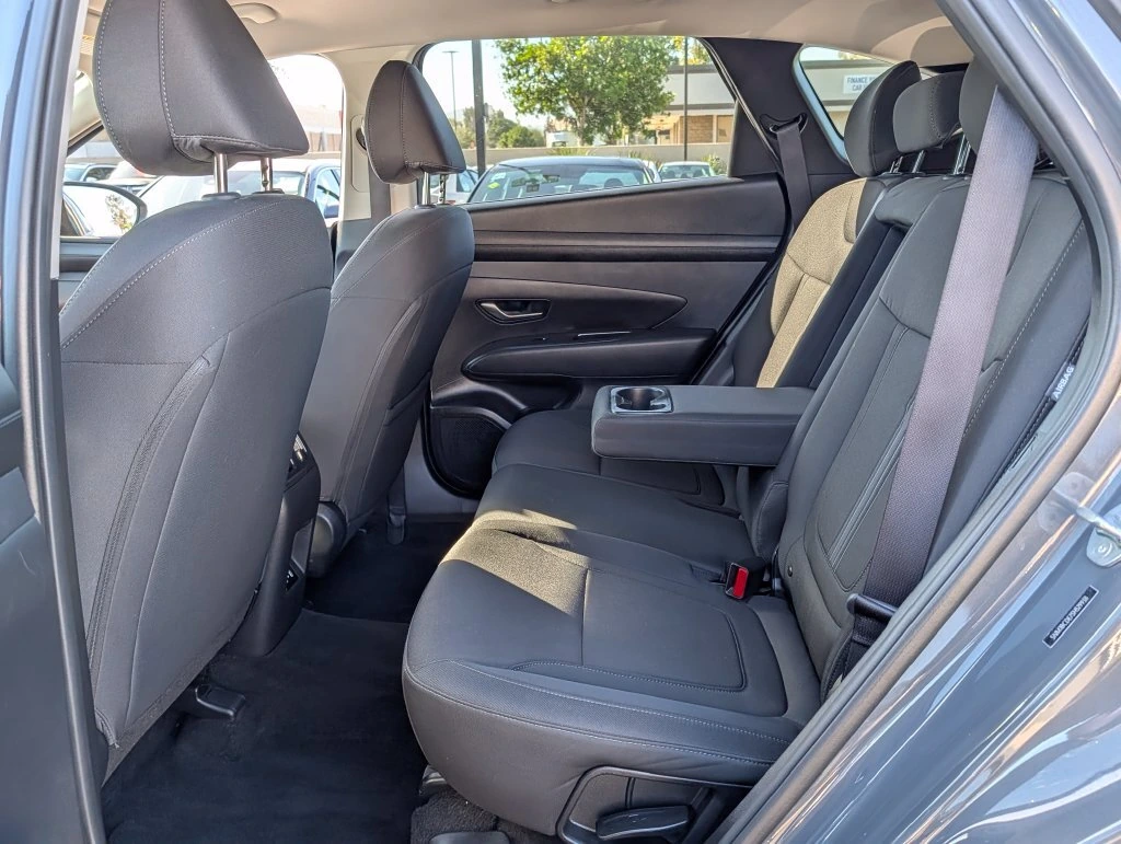 2025 Hyundai Tucson SEL - Photo 13