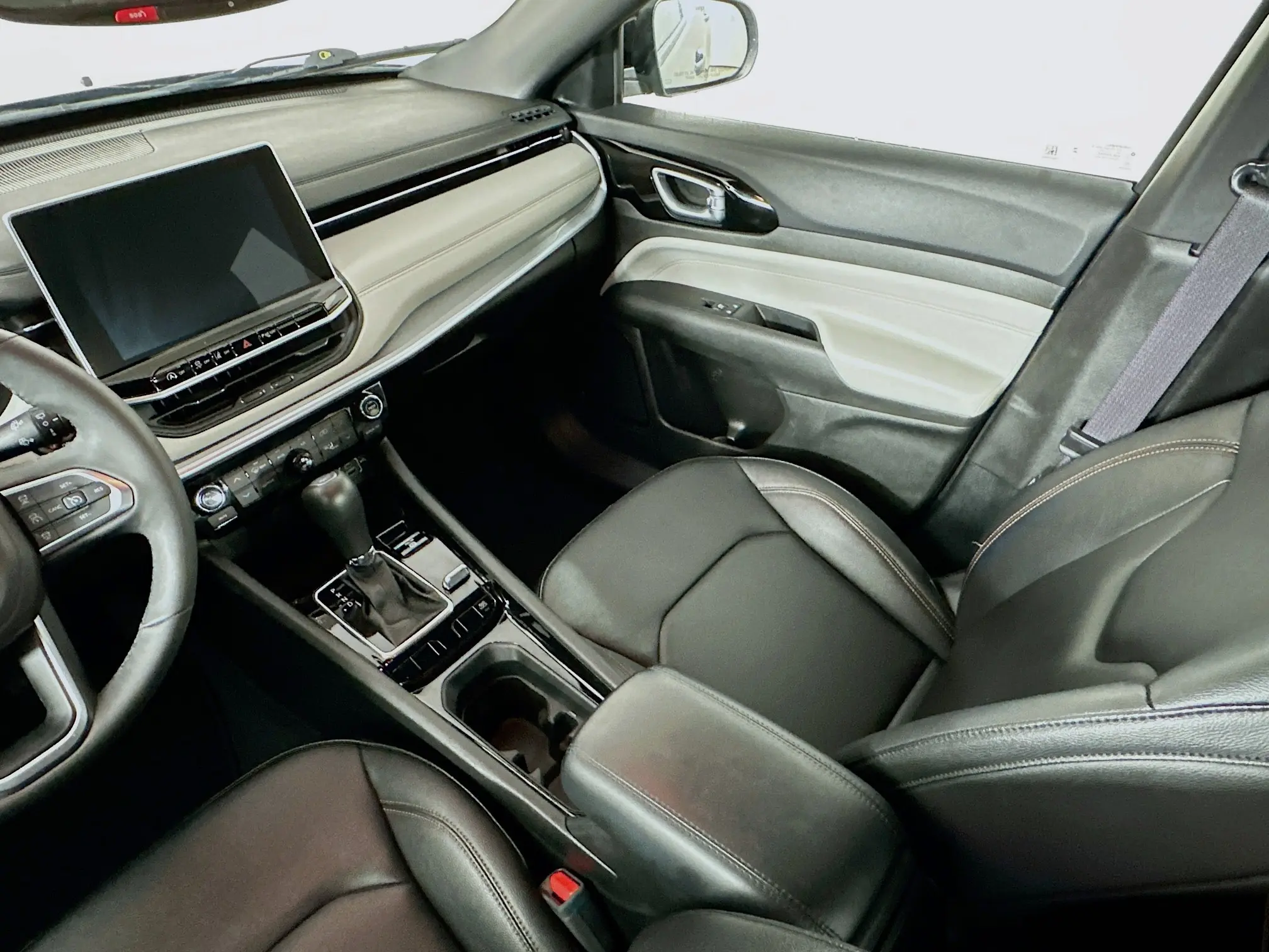 2024 Jeep Compass Limited photo 15