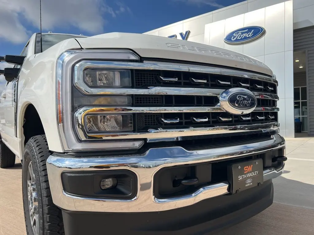 2026 Ford F-250 photo 5