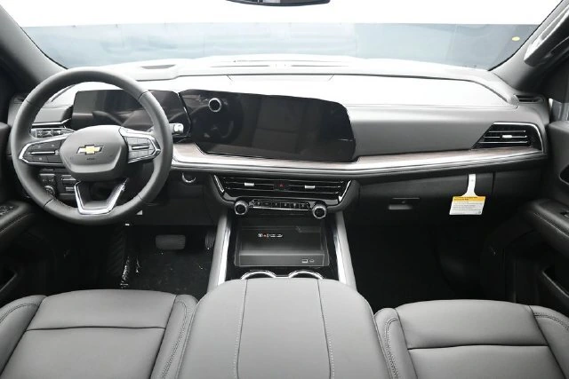 2026 Chevrolet Suburban LT - Photo 26