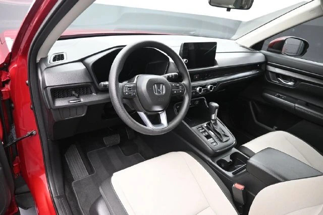 2026 Honda CR-V LX - Photo 13