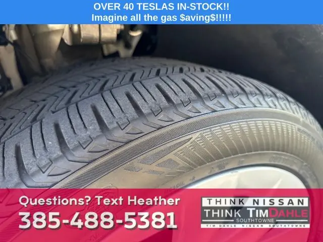 2020 Tesla Model X Long Range photo 16