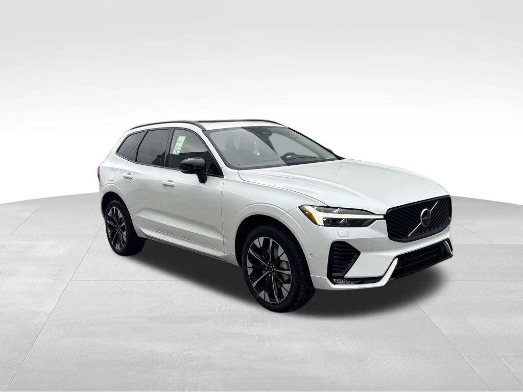 2026 Volvo XC60 Plus - Photo 7