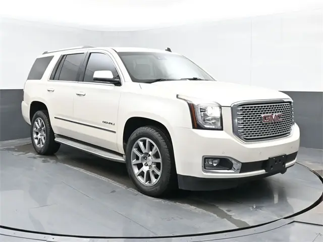 2015 Gmc Yukon Denali photo 2