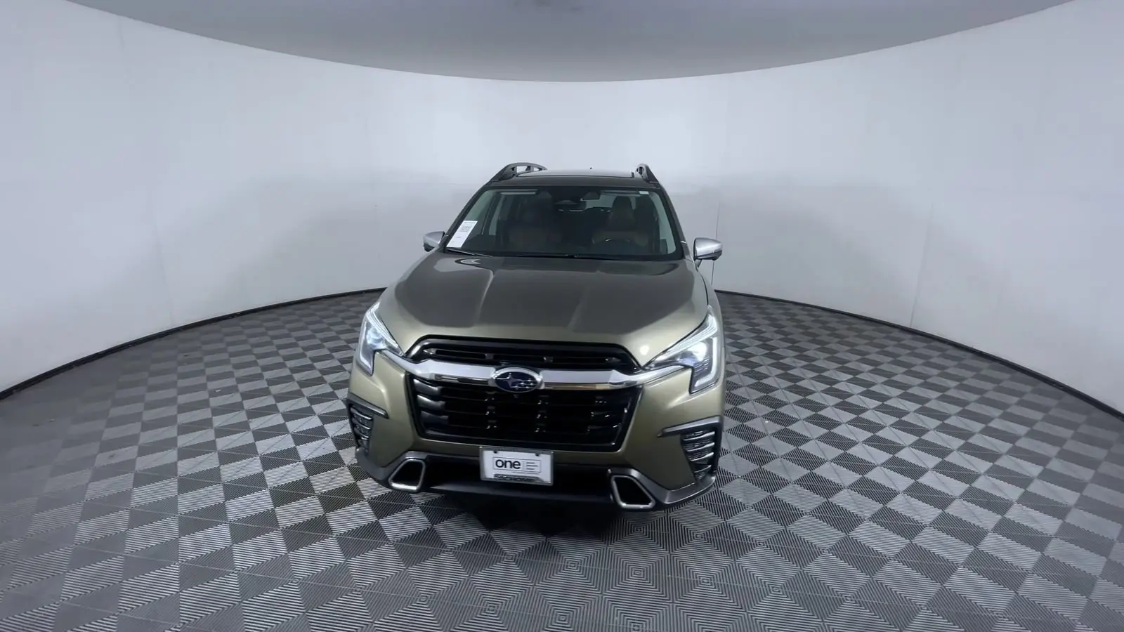 2023 Subaru Ascent Touring photo 3