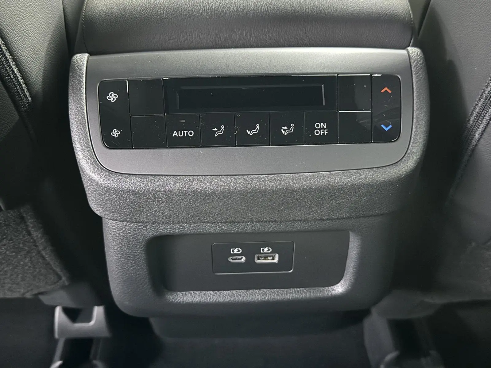 2025 Nissan Pathfinder Rock Creek photo 27