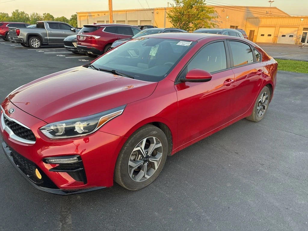 2020 Kia Forte LXS AT's photo