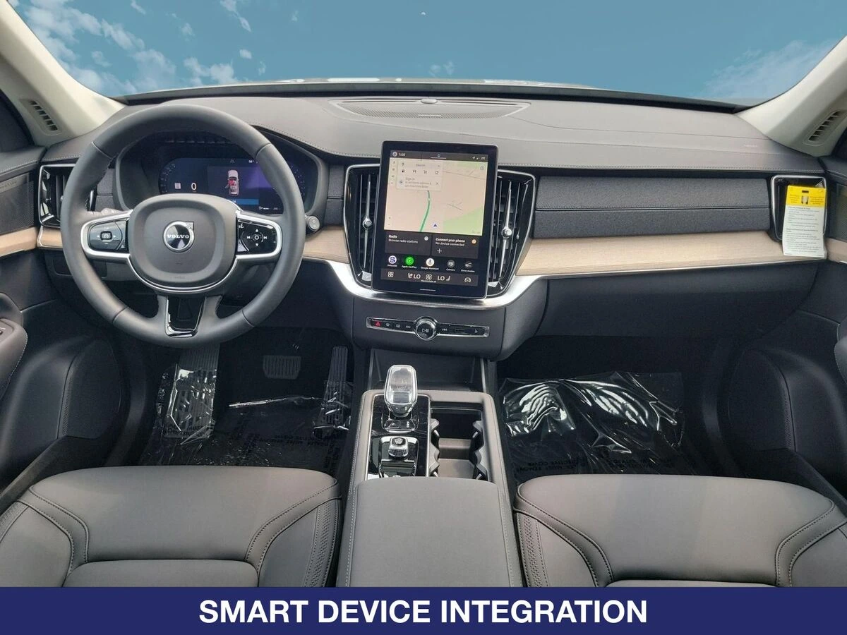 2026 Volvo XC90 Plus - Photo 25