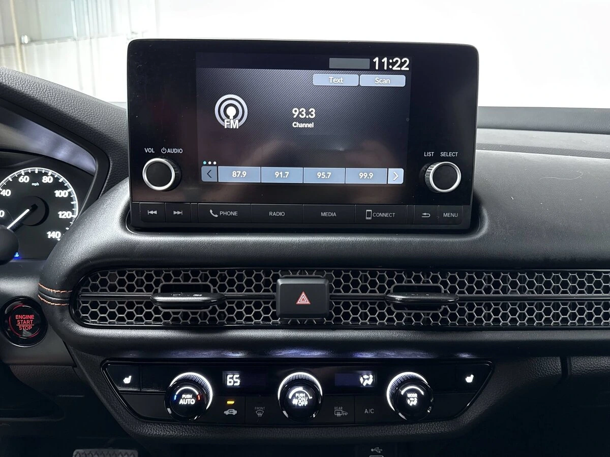 2025 Honda HR-V Sport - Photo 18