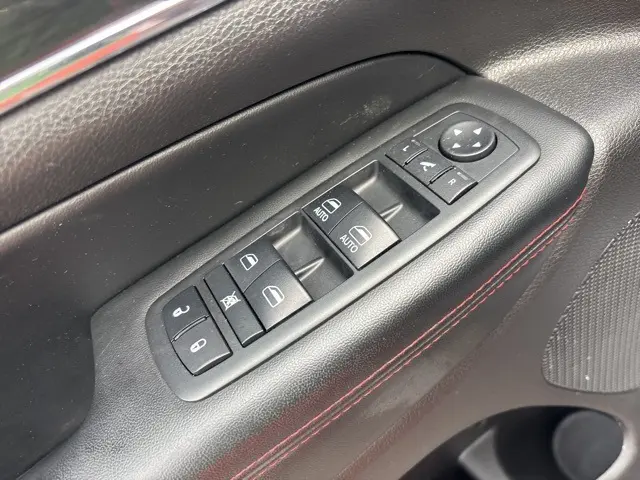 2017 Jeep Grand Cherokee Trailhawk photo 18