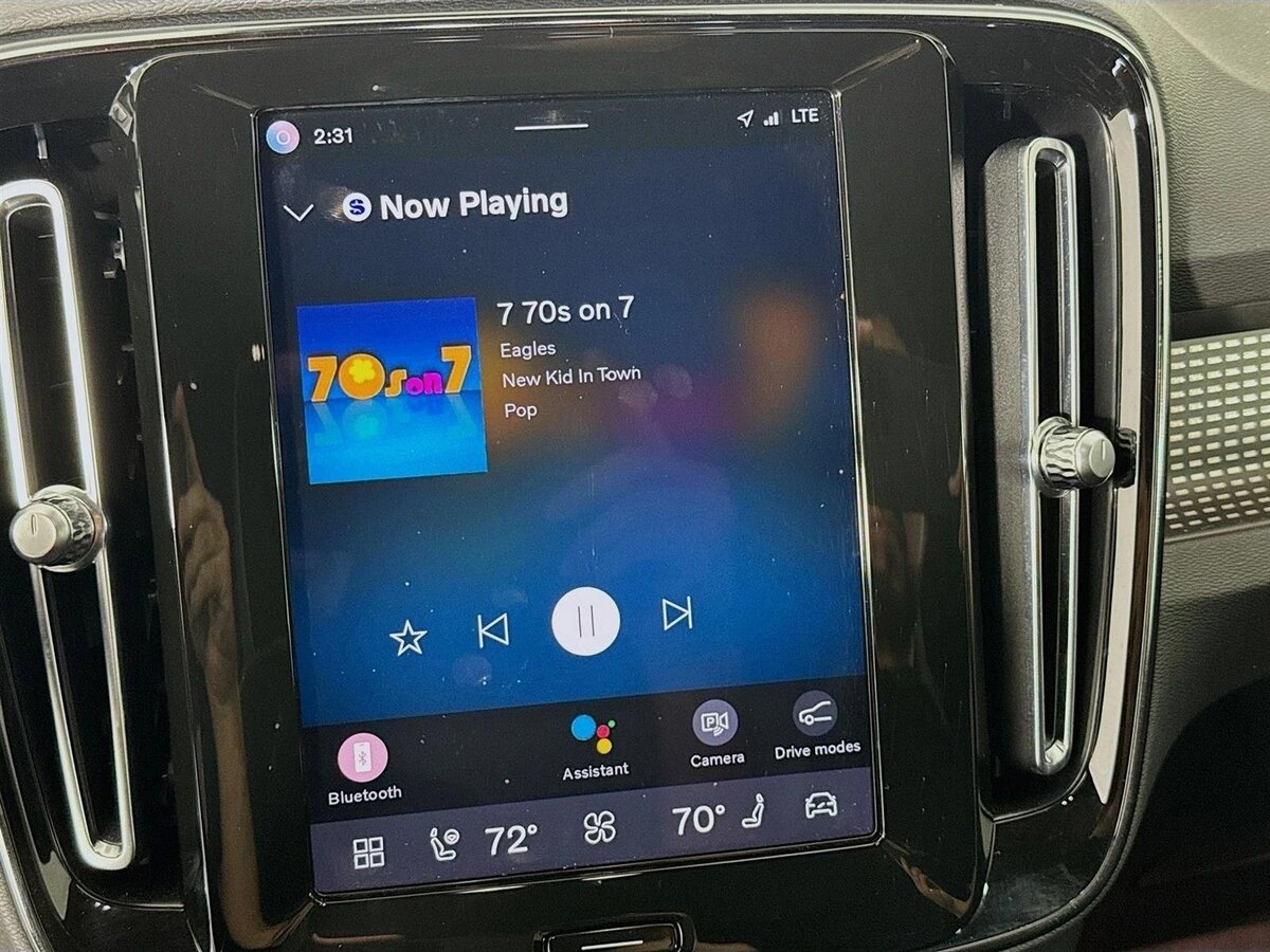 2023 Volvo - image 15