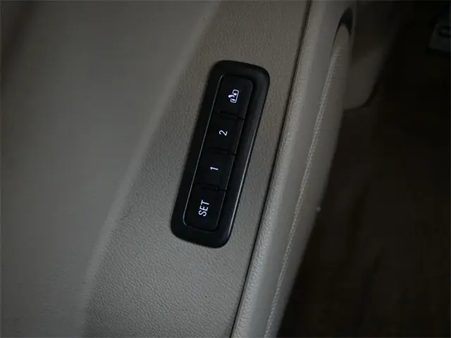2015 Gmc Yukon Denali photo 23