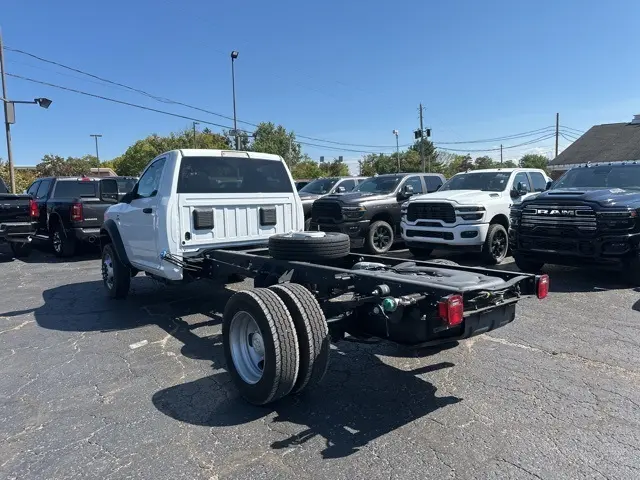 2025 Ram 5500 photo 5