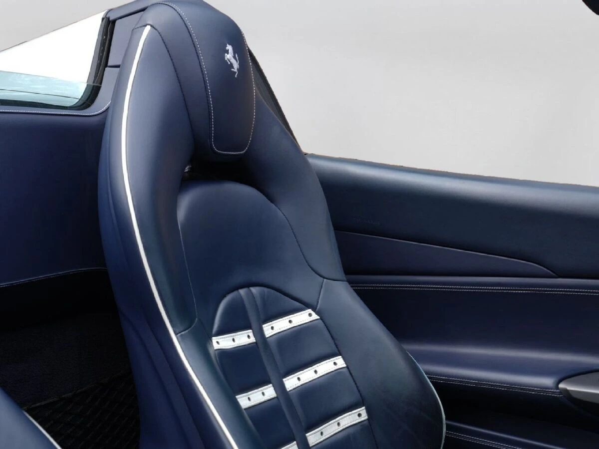 2017 Ferrari 488 GTB Base - Photo 32