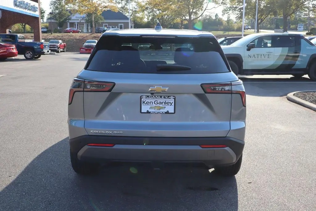 2026 Chevrolet Equinox LT photo 25
