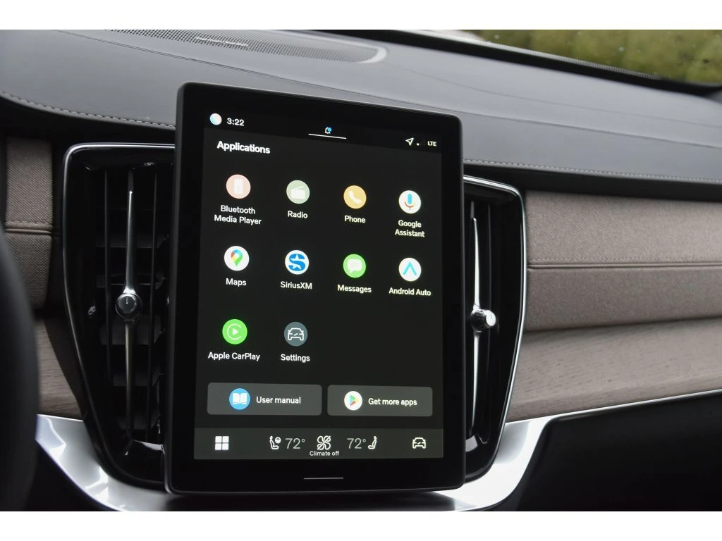 2026 Volvo - image 19