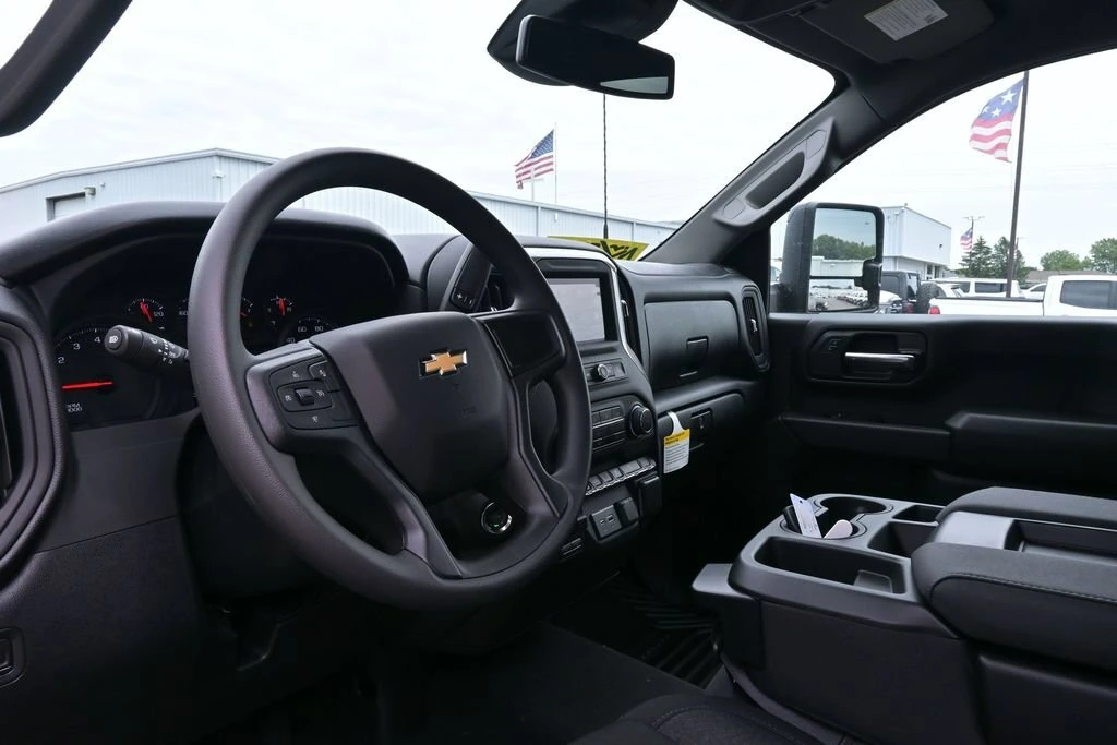 2026 Chevrolet Silverado 2500 HD Custom - Photo 18