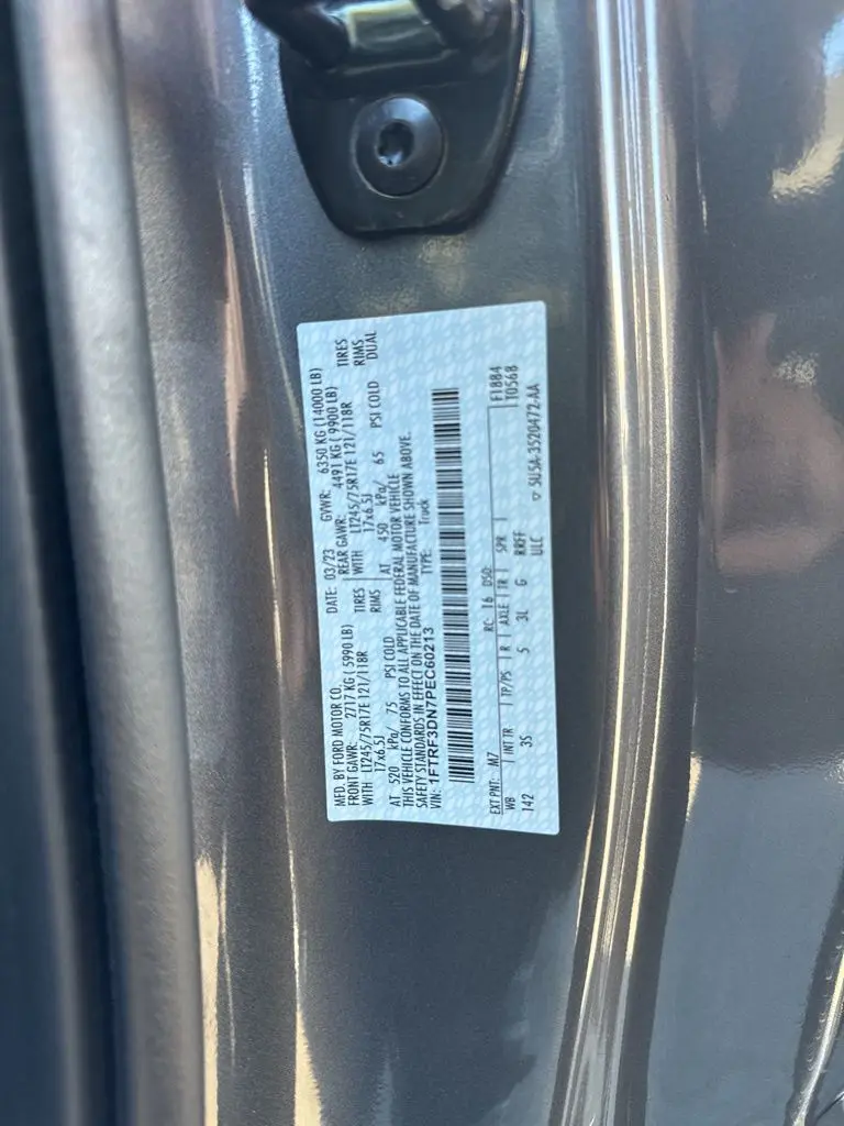 2023 Ford F-350 photo 12