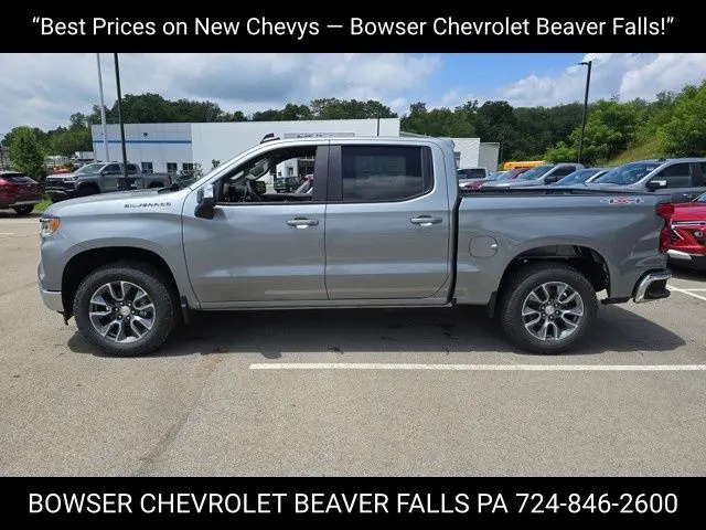 2025 Chevrolet Silverado 1500 LT photo 2