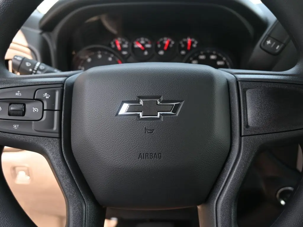 2026 Chevrolet Silverado 2500HD Custom photo 19