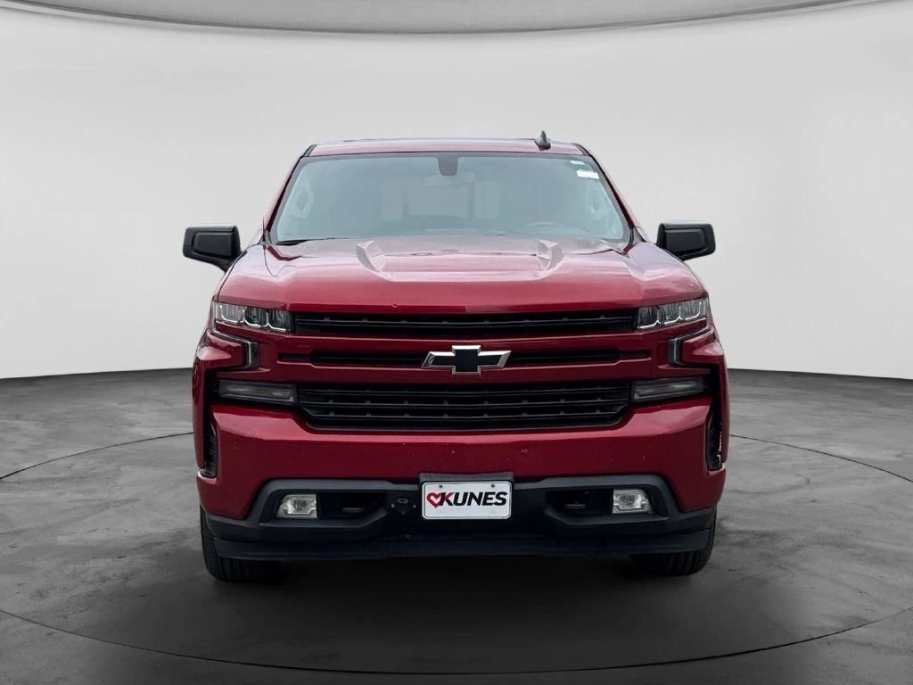 Used 2019 Chevrolet Silverado 1500 RST with VIN 1GCRYEED2KZ268278 for sale in Hastings, Minnesota