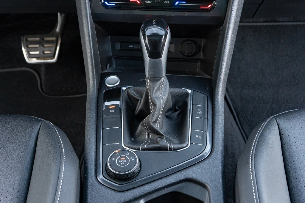2023 Volkswagen Tiguan SE R-LINE BLACK - Photo 25