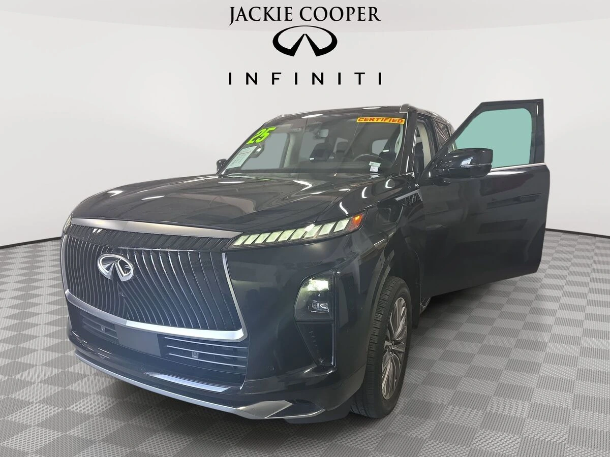 2025 INFINITI QX80