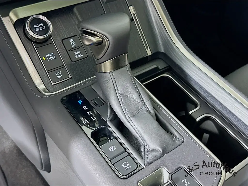 2025 Lexus GX 550 Luxury photo 19