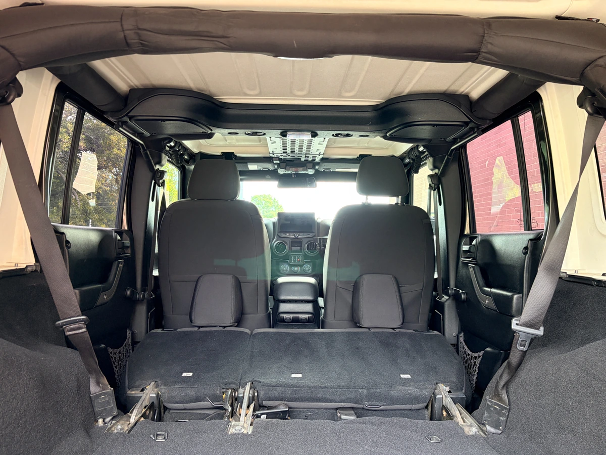 2017 Jeep Wrangler Unlimited Sport - Photo 30