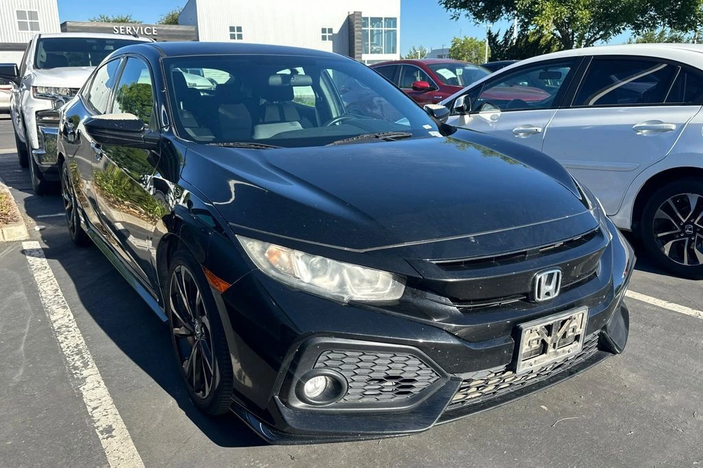 2017 Honda Civic Sport CVT's photo