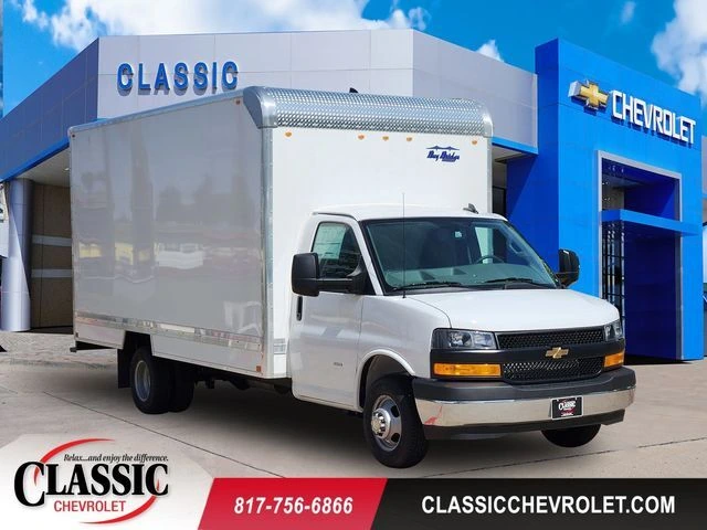 2026 Chevrolet Express 3500 177" WB's photo