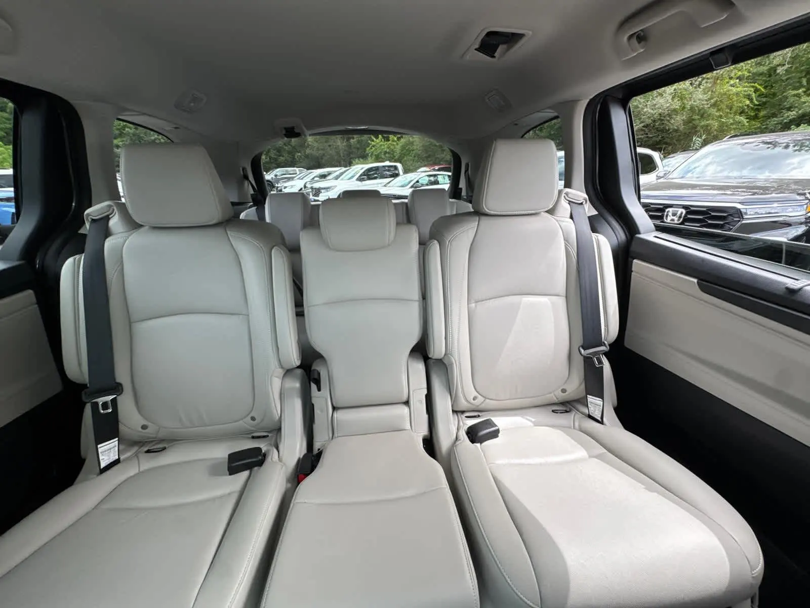 2025 Honda Odyssey EX-L photo 25