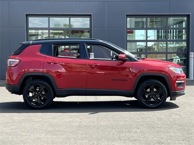 2020 Jeep Compass North Edition Latitude photo 7
