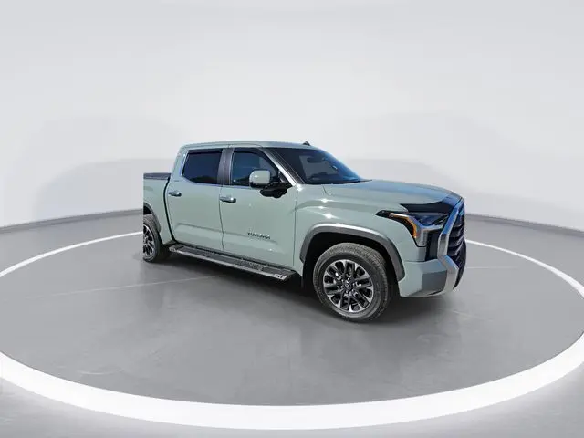 2025 Toyota Tundra Limited photo 2