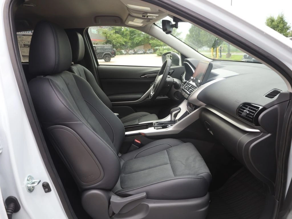 2026 Mitsubishi Eclipse Cross SE - Photo 13