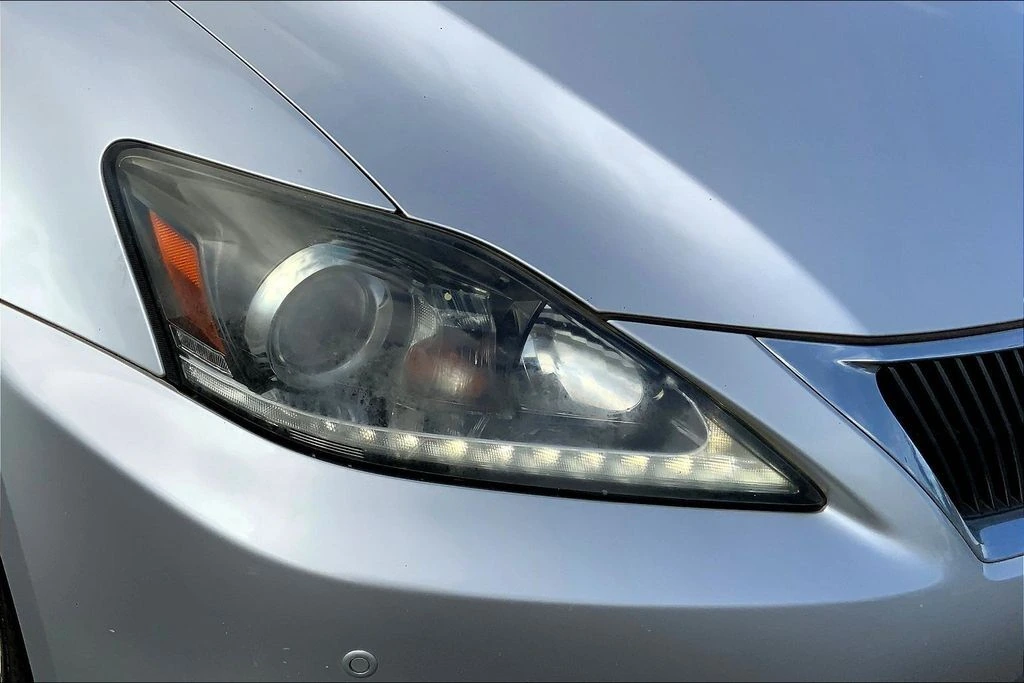 2015 Lexus IS 250 - Photo 26