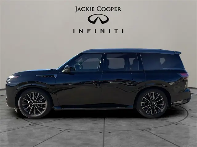 2025 Infiniti QX80 photo 2