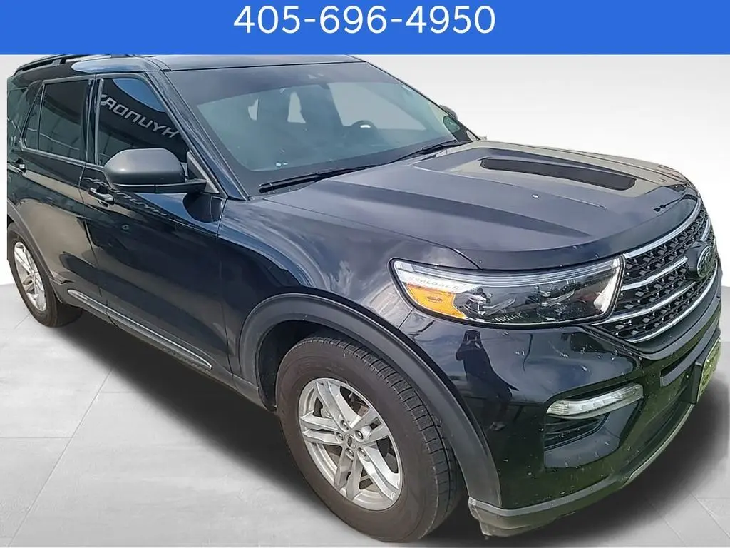 2020 Ford Explorer XLT photo 3