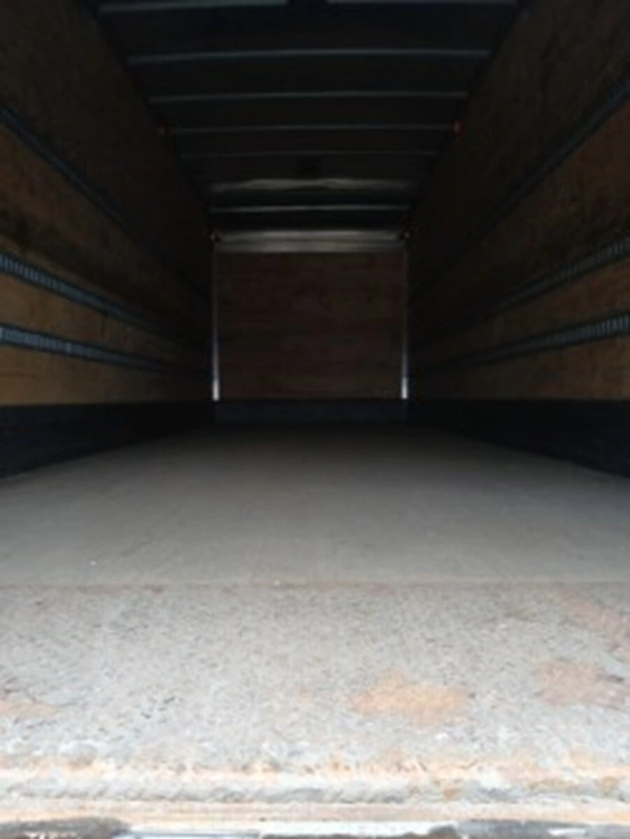 2019 International MV - image 4