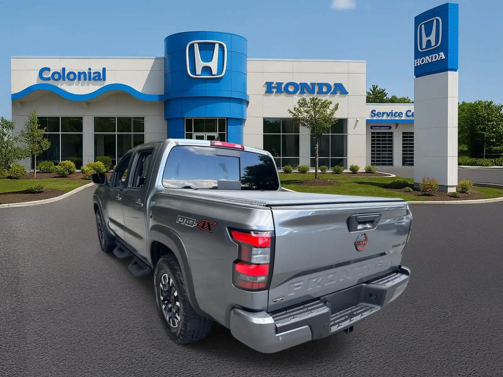 2023 Nissan Frontier PRO-4X photo 4