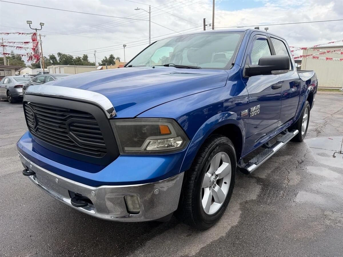 2015 RAM 1500 Pickup SLT