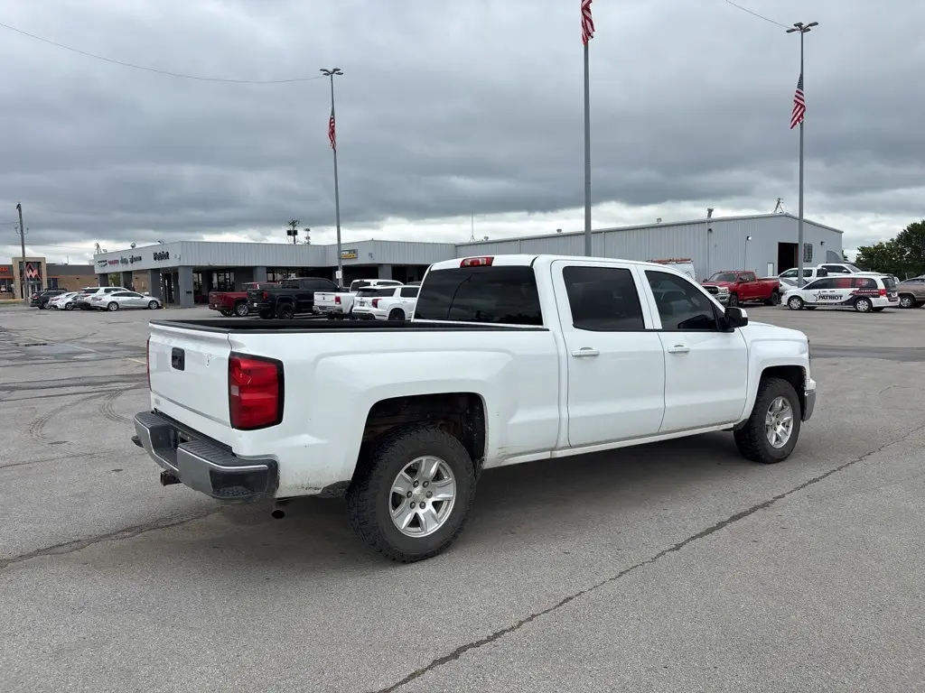 2015 Chevrolet Silverado 1500 LT1 photo 3